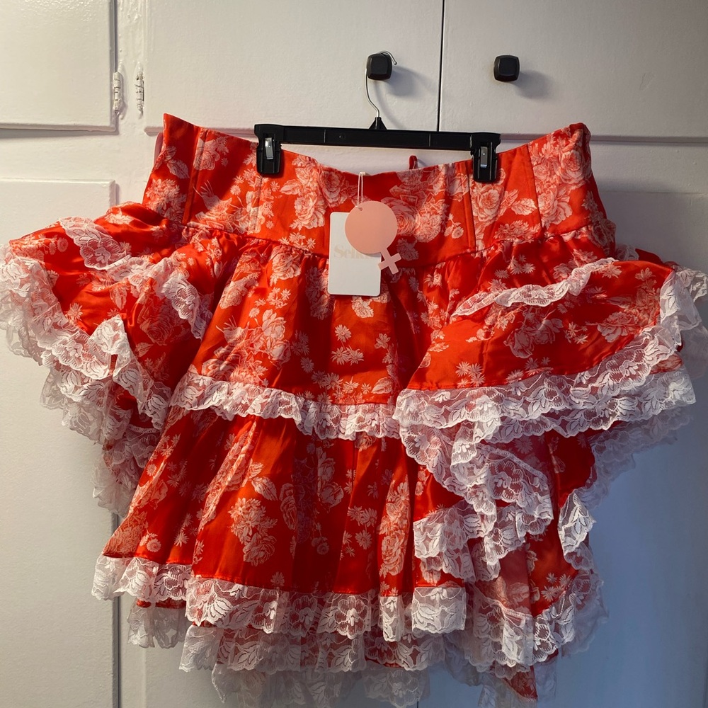 ❤️very Dior! Selkie Secret Admirer Silk Red Asymmetrical Skirt with White Lace - Picture 12 of 15